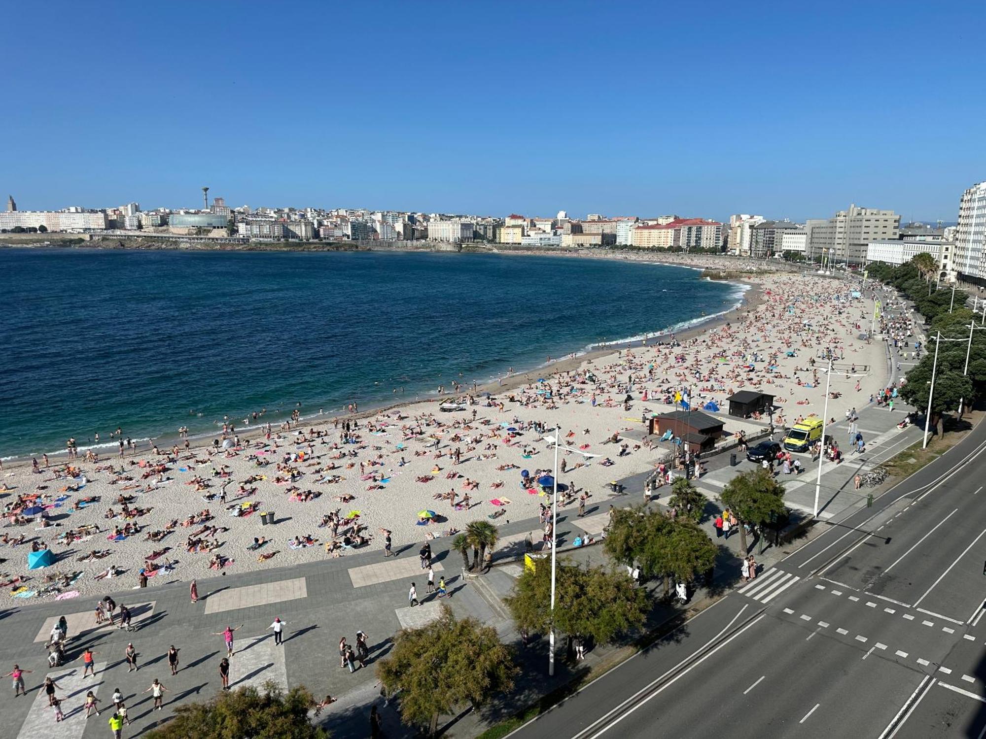 Апартаменты Piso Con Vistas A La Playa De Riazor Ла-Корунья Экстерьер фото